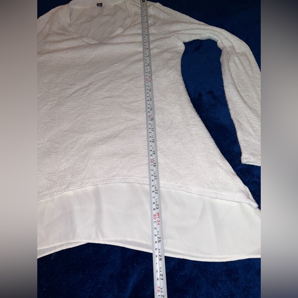 White long sleeve light knit tee | size M - Picture 7 of 7